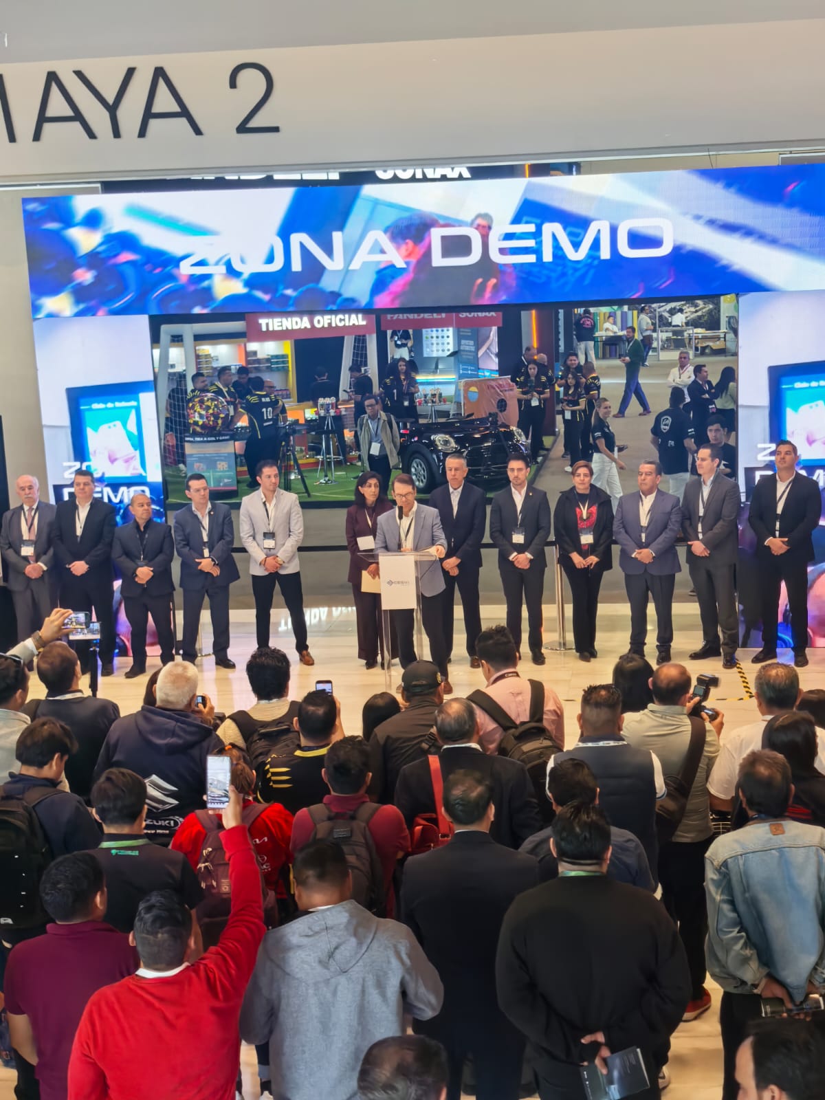 CARFAX MX fortalece su compromiso con la industria automotriz en Expo CESVI 2026